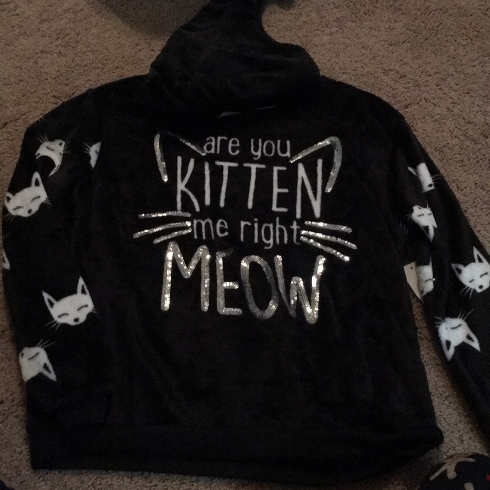 Cat sweater with cat hat